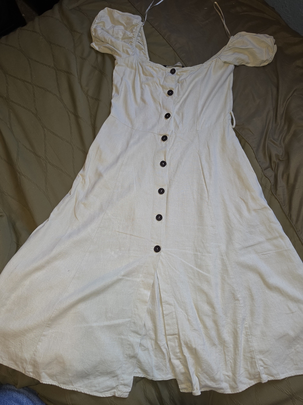 Zara Cream Button-Front Midi Dress with Puff Sleeves